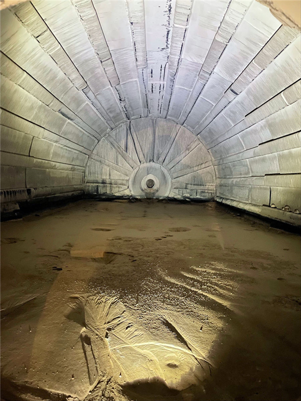 2 Units - Metso 12'6" X 24' Fgd Limestone Ball Mills, 2000 Hp)